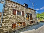 La Salvetat Peyralès – Maison en pierre de hameau...