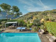 La Turbie. Villa style provençal 193 m2, jardin 2.000...