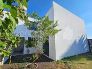 La Vista Residencial | Casa en VENTA con inquilino