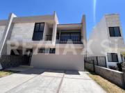 LA VISTA RESIDENCIAL CASA VENTA