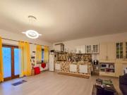 LABARO BILOCALE ARREDATO BEN COLLEGATO