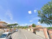 LABARO BILOCALE CON POSTO AUTO TERRAZZO E GIARDINO