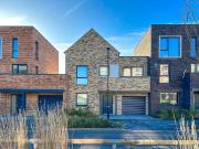 Lady White Crescent, Oxford OX2, 4 bed terraced house to...