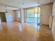 LAGE ZÄHLT Charmante 5 Zimmer Wohnung im Grünen... LAGE ZÄHLT Charmante 5 Zimmer Wohnung im Grünen...