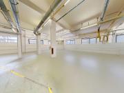 Lager /Produktionsflächen optional mit Büro in Völs