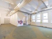 Lagerfläche mit ebenerdiger Einfahrt in Ansfelden zu...