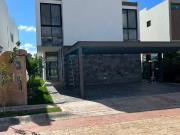 LAGOS DEL SOL CASA EN VENTA