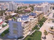 Lagos Espaçoso T3 em fase de construção perto da Praia...