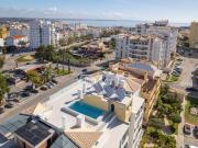 Lagos T2 Apartamento novo luxo com piscina no terraço...