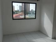 Laise mostra AP em ponta negra por 325 mil
