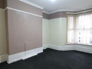 Laisteridge Lane, Bradford BD7, 1 bed flat to rent, £599...