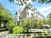 Lake Point Residence
