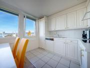 Lake view apartment – with glazed balcony!