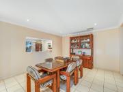 Lakefront Luxury on 888m² – Ultimate Family Entertainer