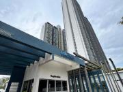 Lakefront Residence Cyberjaya fully furnished build in...