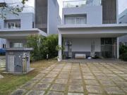 Lakefront Villa