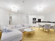 Lakeside Drive, London NW10 1 bed flat to rent £2,000...