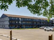 Lakewood Manor 2 Bedroom Apartment for Rent at 431...