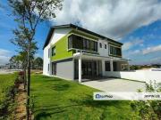 Lambaian Residence
