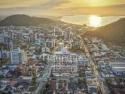 LANÇAMENTO EM GUARATUBA Apartamentos à partir de 211.04...