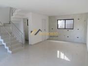 SOBRADO SANTA CANDIDA. 3 QUARTOS, SUÍTE, GARAGEM P/ 4 CARROS