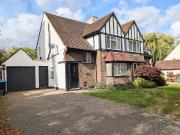 Lancaster Avenue, Hadley Wood EN4, 3 bed semi detached...
