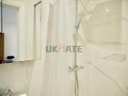 Lancaster Drive （Whole Property） Room A Room B Room C