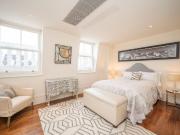Lancaster Gate, London W2, 3 bed flat to rent, £11,500...