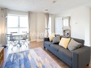 Lancaster Hall, Wesley Avenue E16, 2 bed flat to rent,...