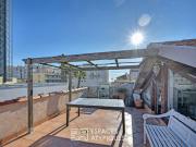 L'ancienne poste: maison de ville d'angle avec...