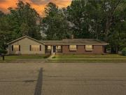 Land St, Norfolk, Home For Sale