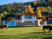Landhaus mit freiem Blick auf die Kitzbüheler Bergwelt...