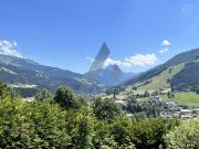 Landhaus: Traditionell & Modern in sonniger Panoramalage