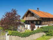 LANDLIEBE TRADITION TRIFFT MODERNE Revitalisiertes...