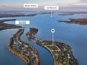Landmark deep waterfront estate on 4.25 acres of land