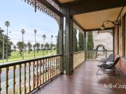 Landmark estate on Melbourne's prized boulevard