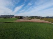 Landwirtschaftlicher Nutzgrund direkt an Aichbergstraße