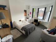 Langdale Road, Victoria Park, 6 Bedroom Property