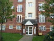 Larch Gardens, Manchester M8, 2 bed flat to rent, £1,095...