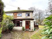 Larchwood Drive, Englefield Green, Egham, Surrey TW20, 4...