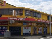 Large 1 Bedroom flat above shops in St Marys!