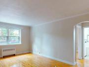 Large 1 Bedroom Sandy Hill Minutes to Byward and uOttawa