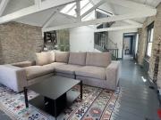 Large 1 BR penthouse apartment in Holborn