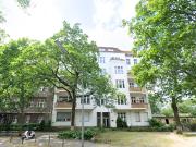 Large 1 room apartment, 45 m², balcony, fitted kitchen,...