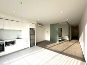 LARGE 2 BEDROOM 1.5 BATHROOM