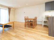 Large 2 bedroom, 2 bathroom flat in Colindale