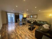 Large 2 Bedrooms Flat in South Kensington