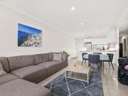 Large 3 Bedroom Apartment With 2 Carspaces