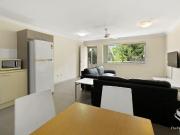 Large 3 bedrooms 3 Ensuites