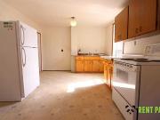 Large 3 Br Apartment Mainfloor And Lower Level